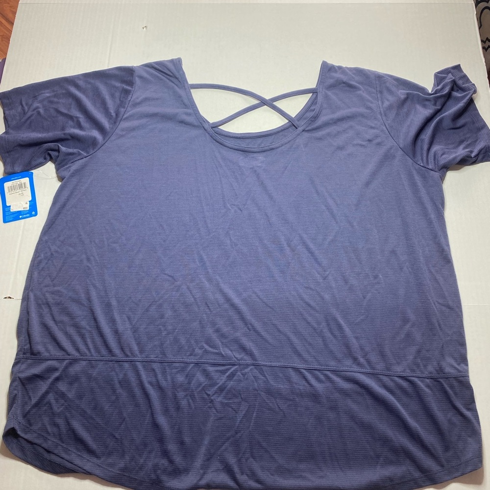 Women’s 3x Columbia shirt